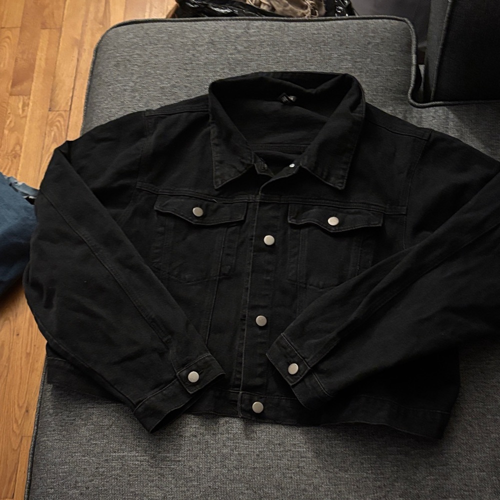 PrettyLittleThing Black Jean Cropped Jacket